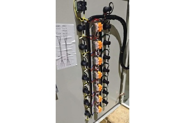 elevating strawberry control cabinet 1